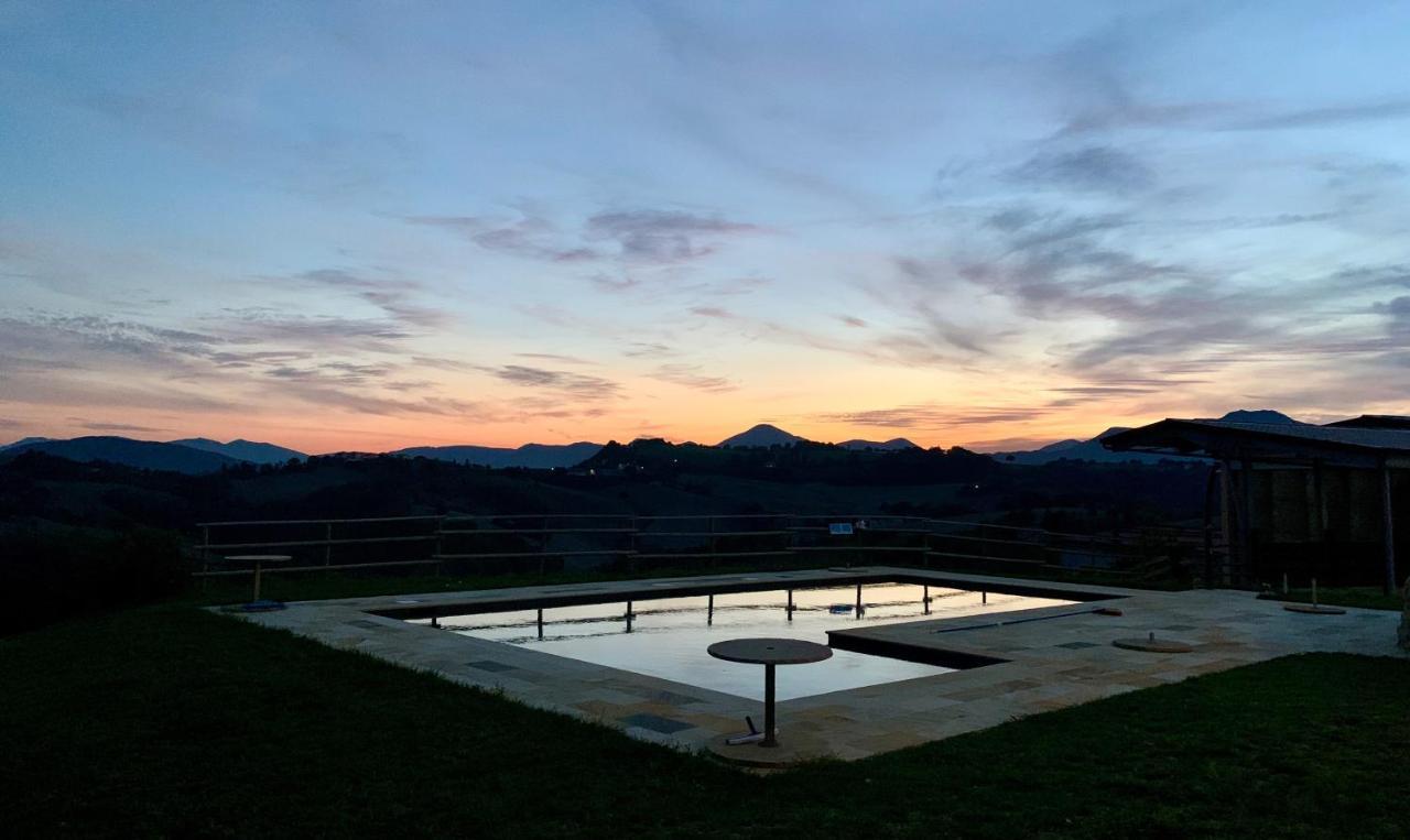 La Cerqua Villa Arcevia Kültér fotó
